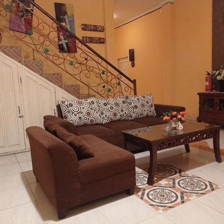 Hotel Nayora Prabumulih Perabumulih エクステリア 写真