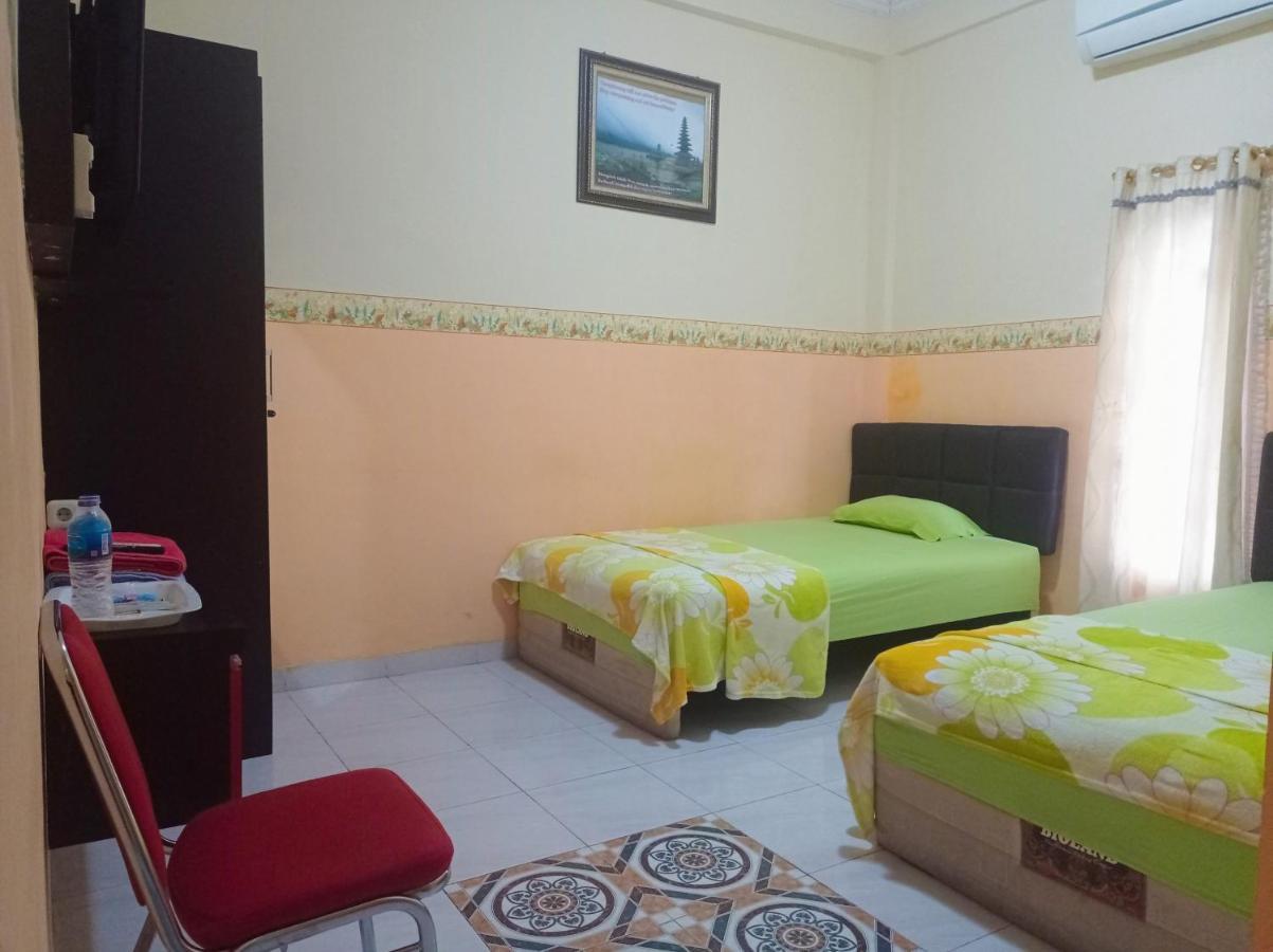 Hotel Nayora Prabumulih Perabumulih エクステリア 写真